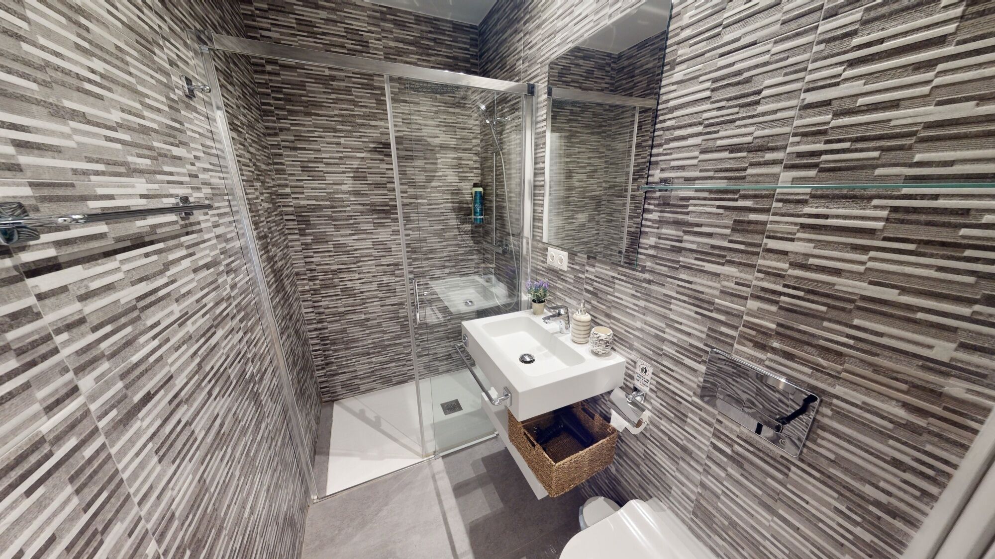 Room Boutique 32