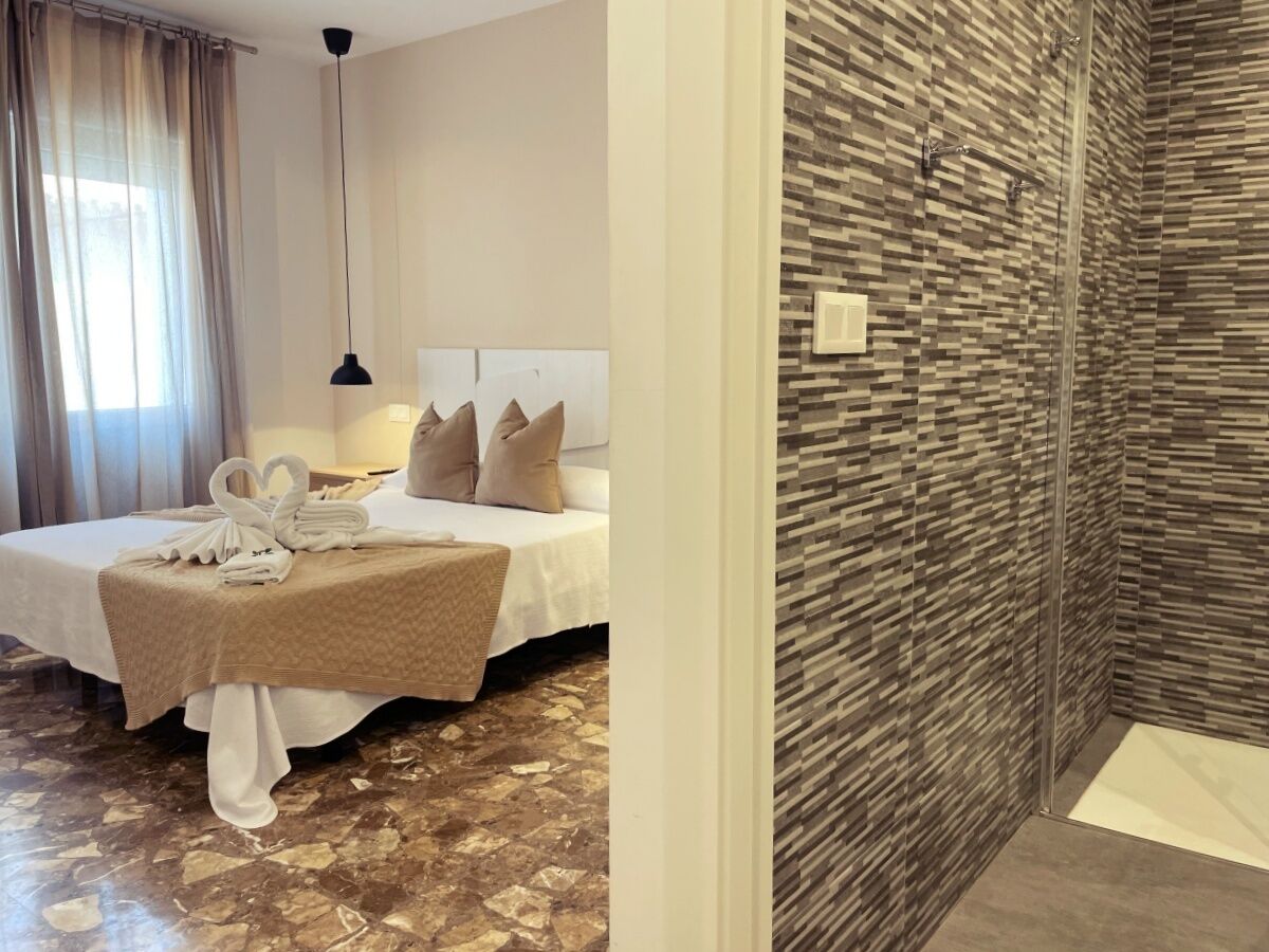 Room Boutique 32