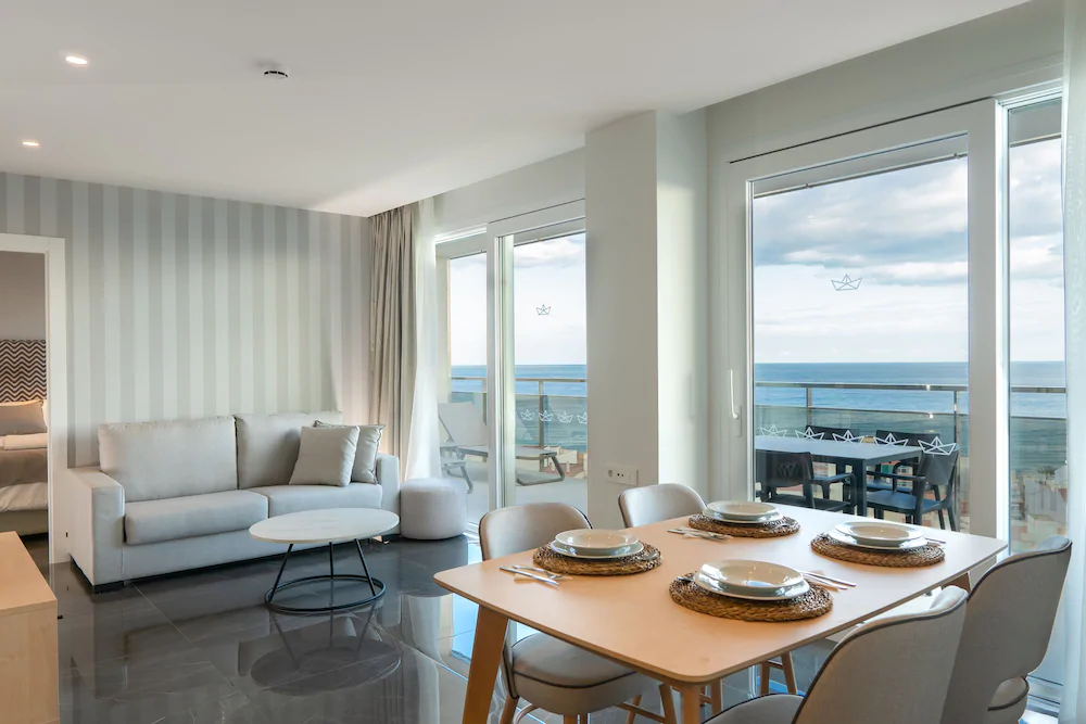 Ahoy Apartments