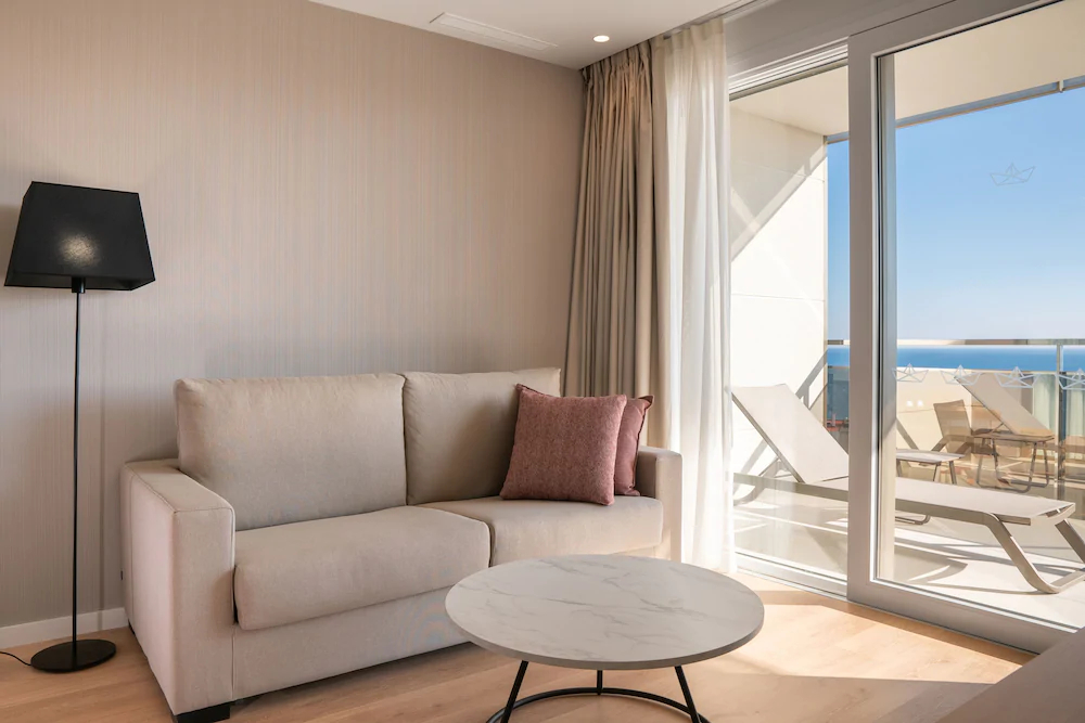 Ahoy Apartments