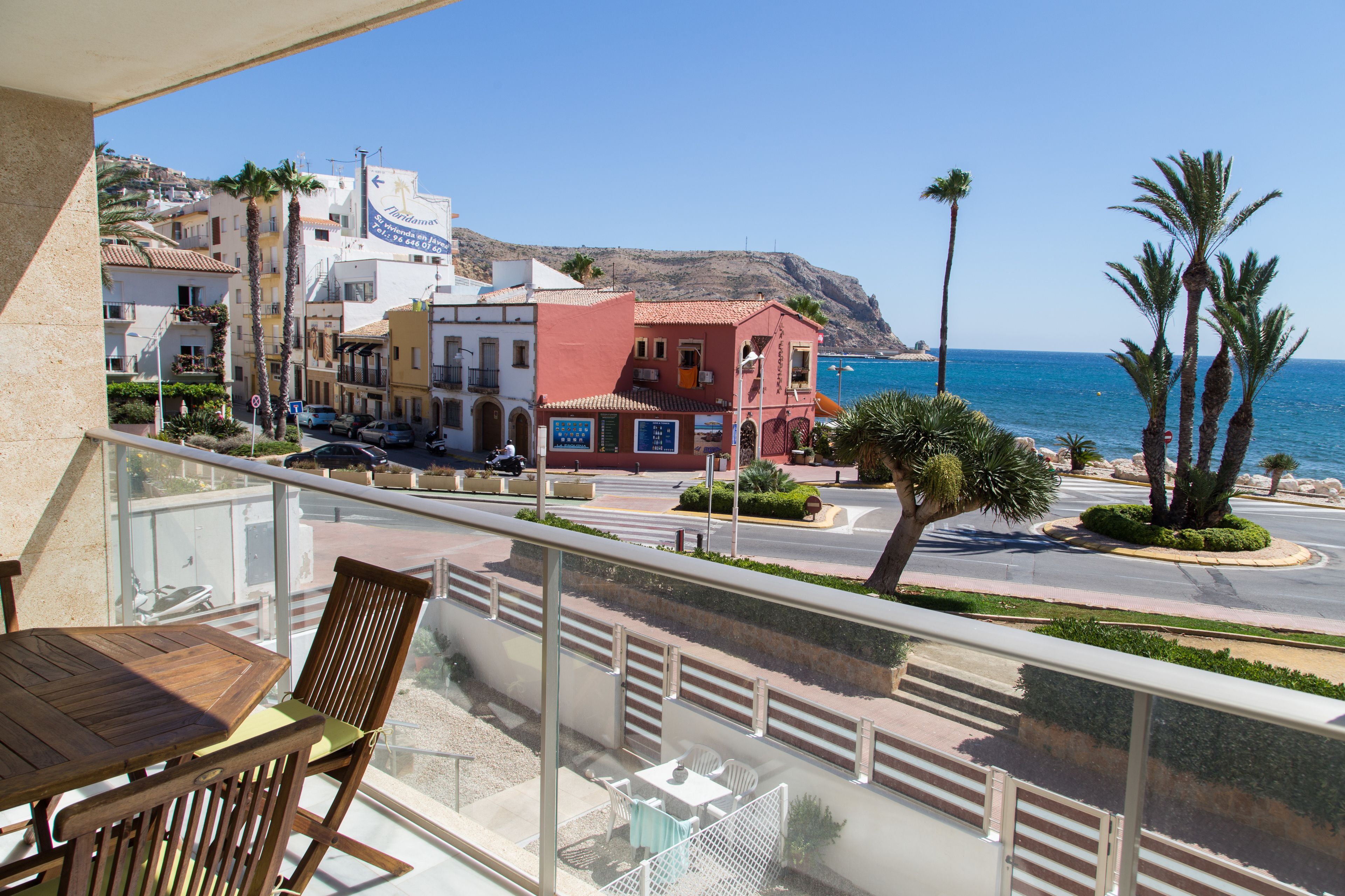 Vistas al mar en el Puerto de Jávea