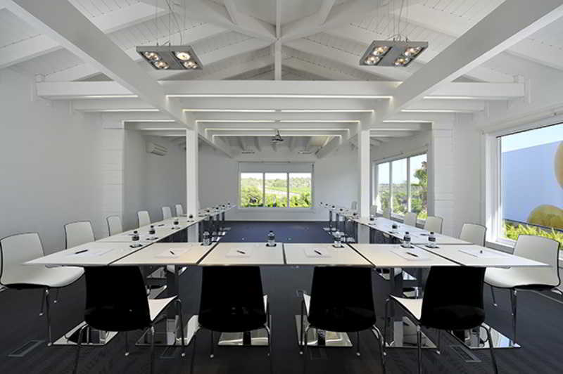 Las Colinas Golf & Country Club