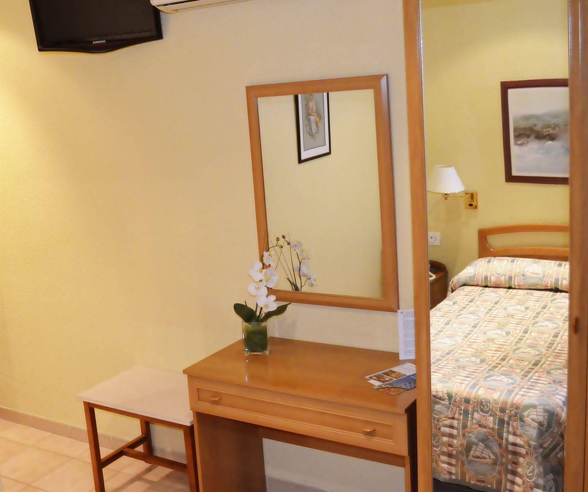 Hotel Santa Pola by Pierre & Vacances