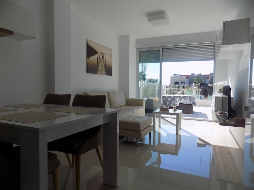 Apto Atico Aguas Nuevas Torrevieja