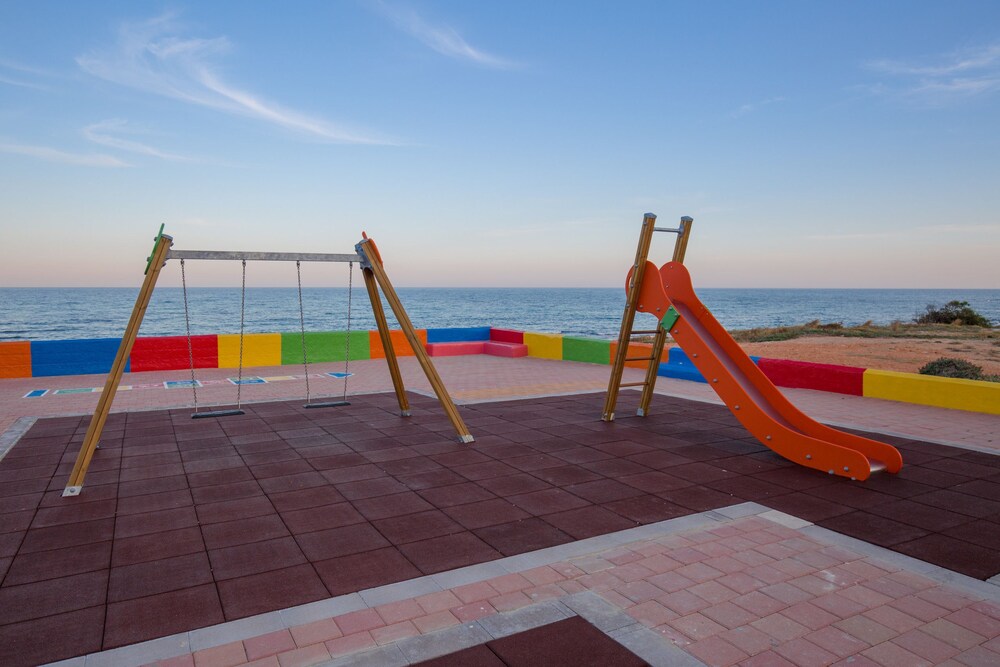 Fidalsa Spectacular Beachfront