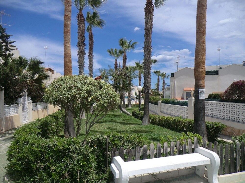 Los Balcones 2 by Casas Holiday