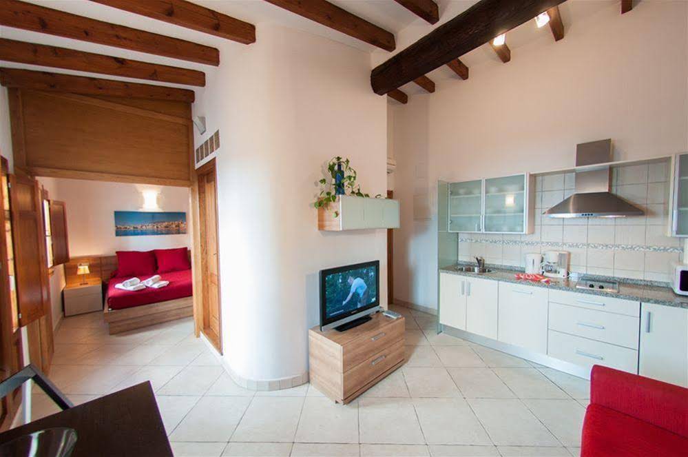 Happyvila Apartments
