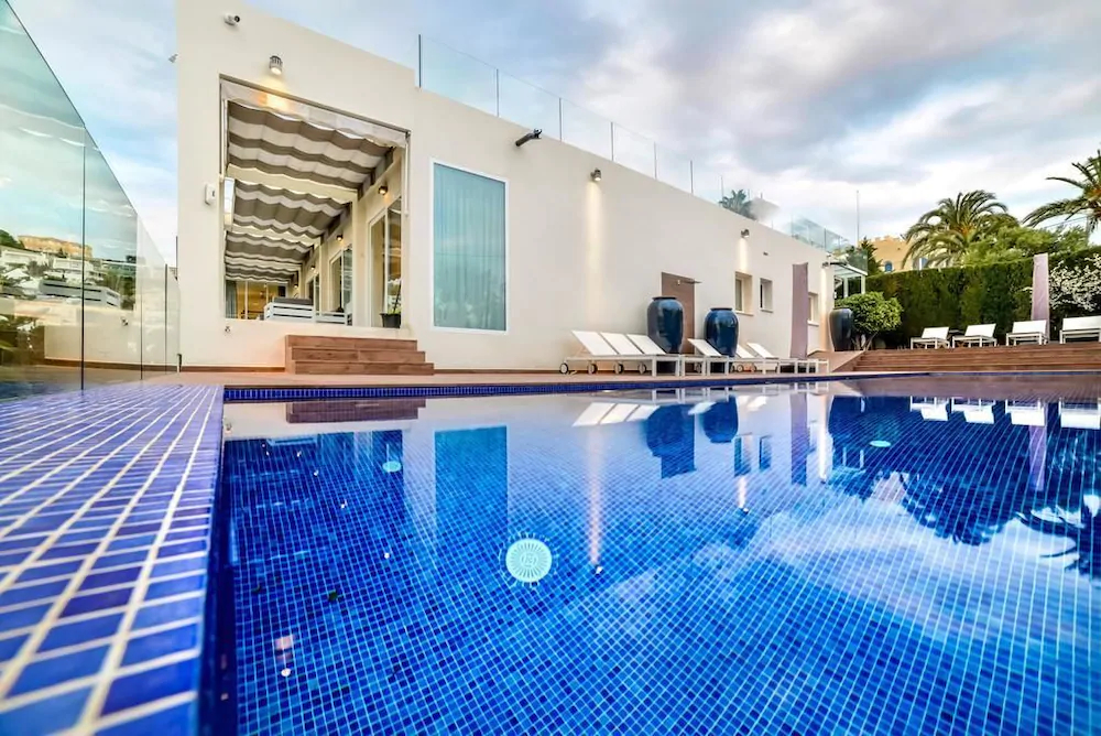 Villa Carlota