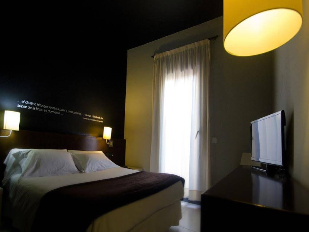 Hostal Badaloní