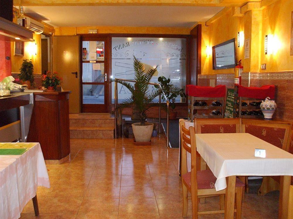 Hostal La Barca