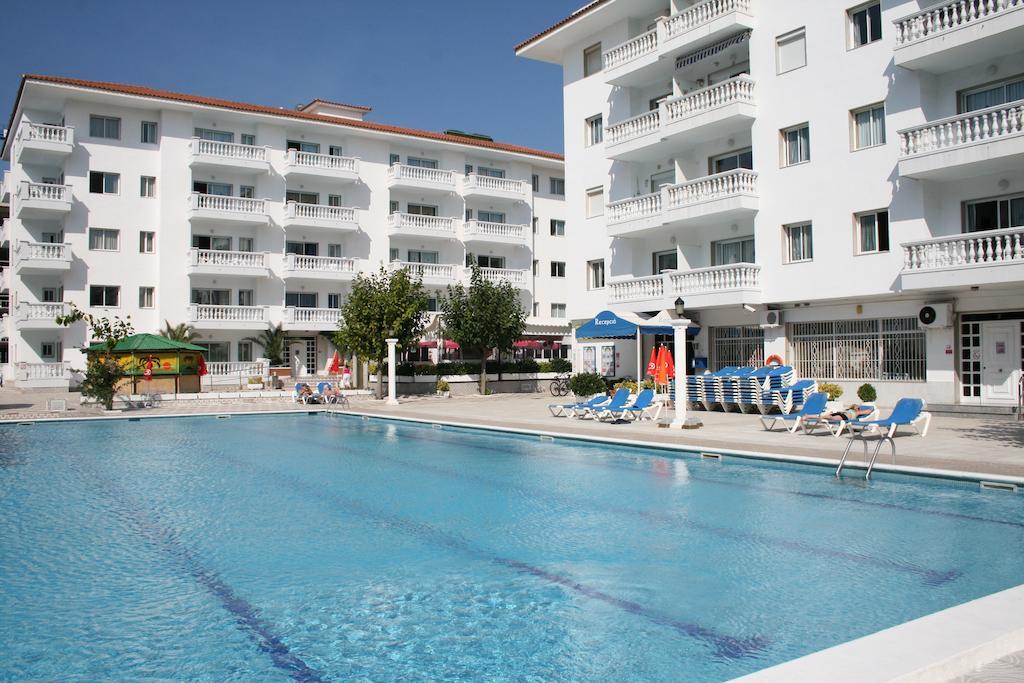 Lotus Apartaments