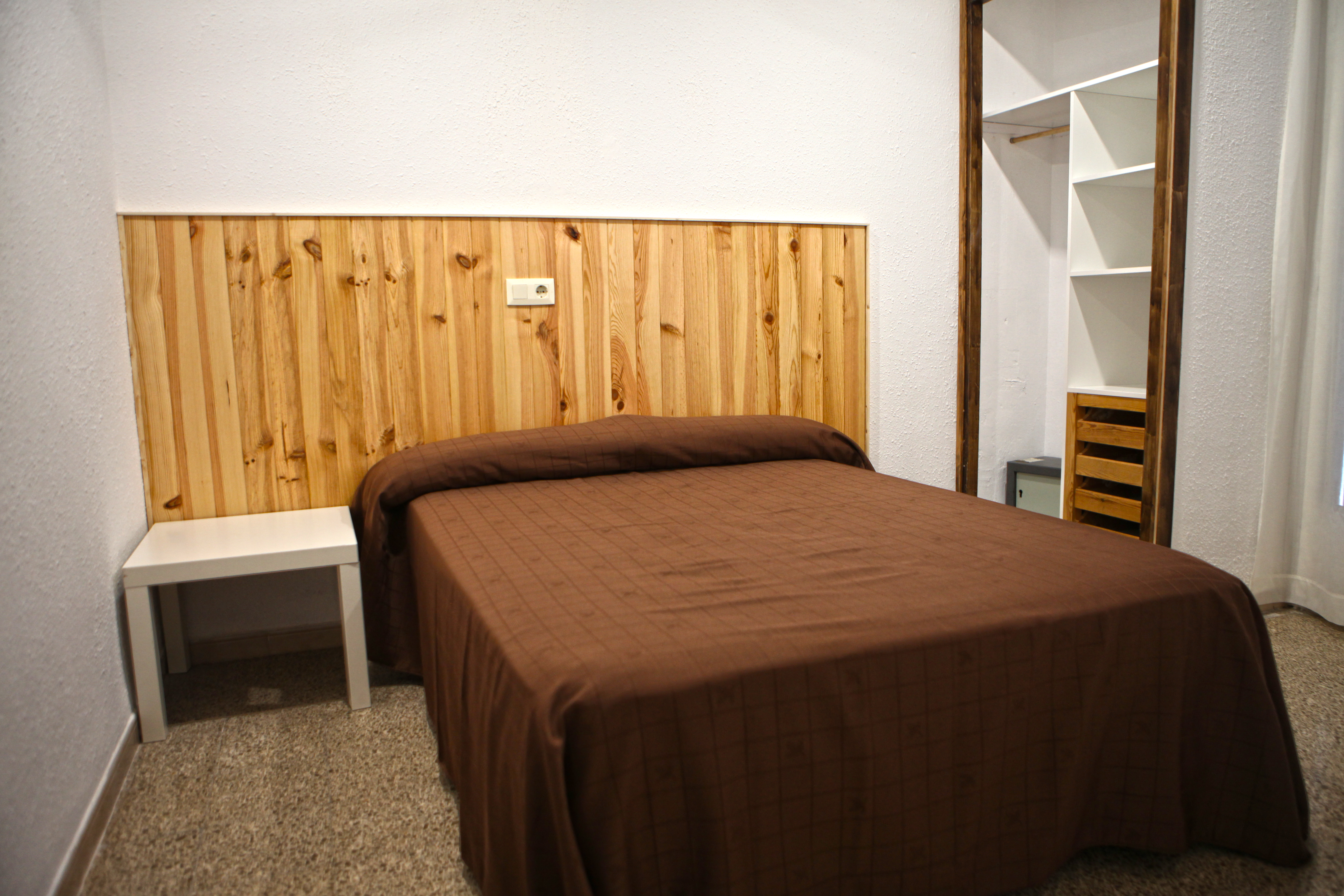 Miranda Hostal