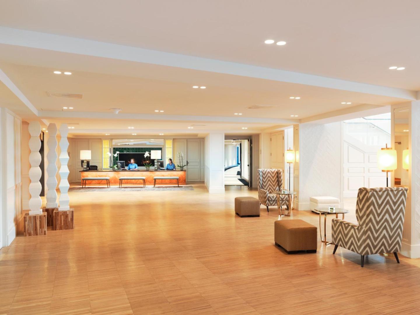 Hotel Camiral
