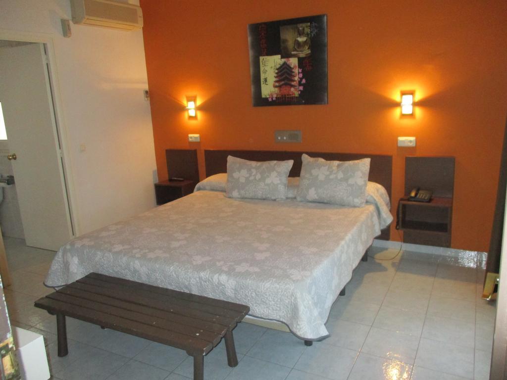 Ampuria Inn