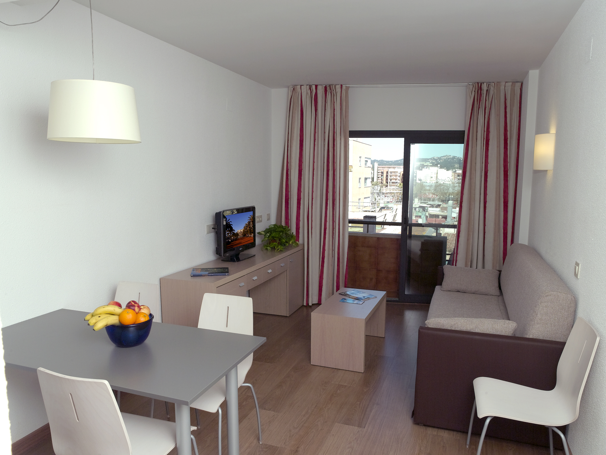 Almirall Apartaments