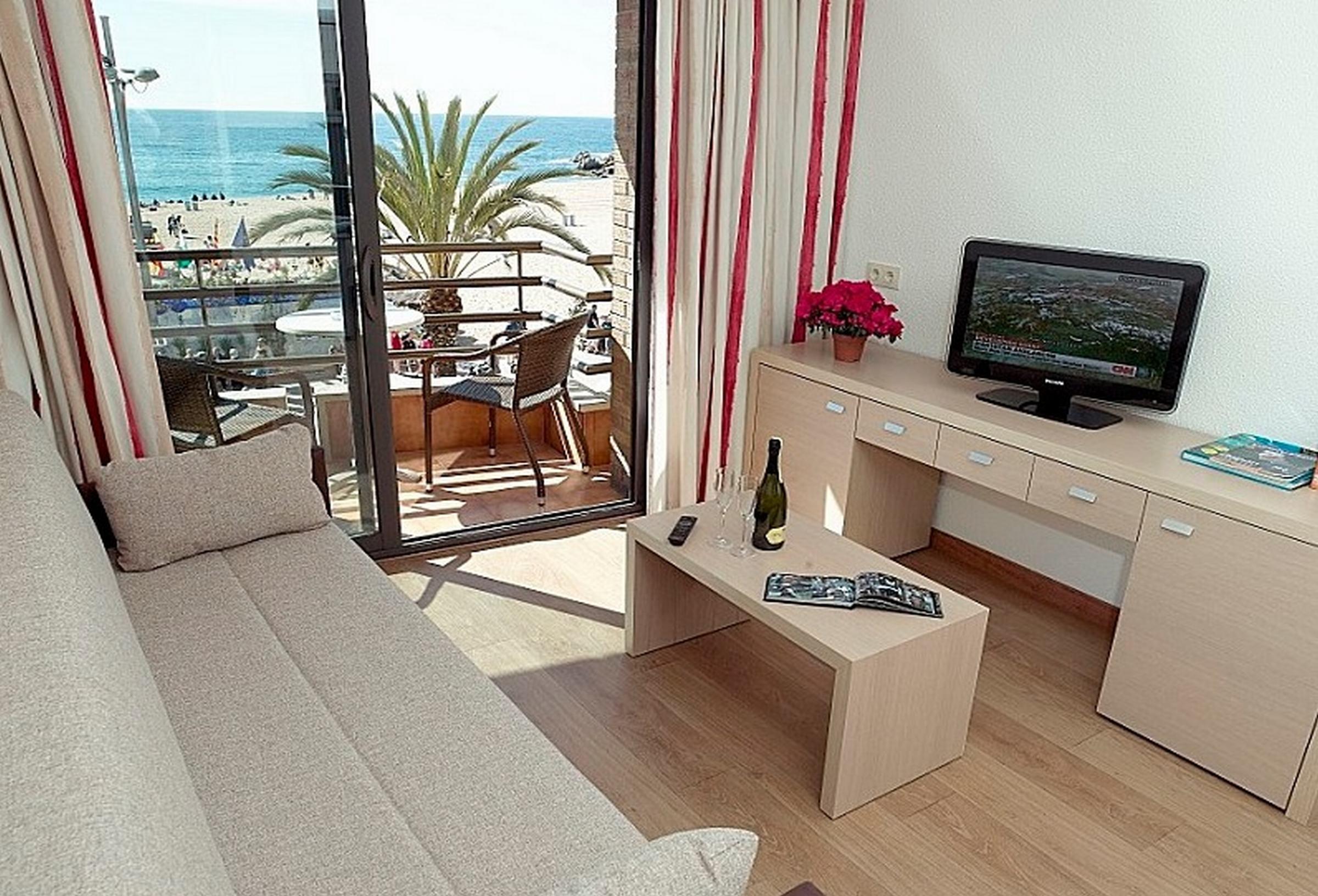 Almirall Apartaments