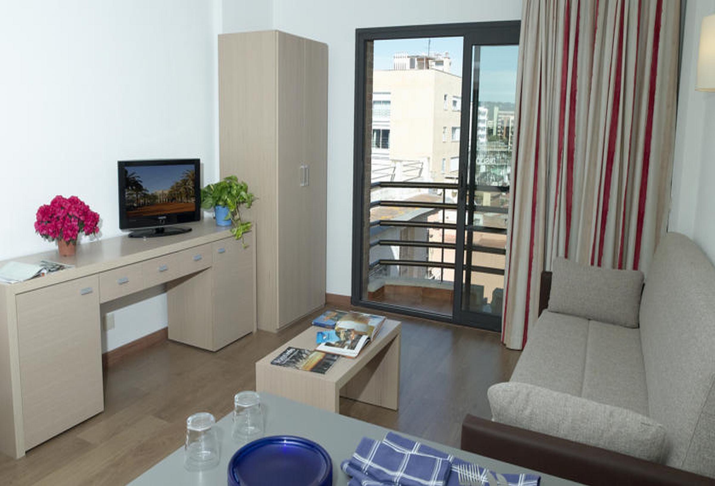 Almirall Apartaments