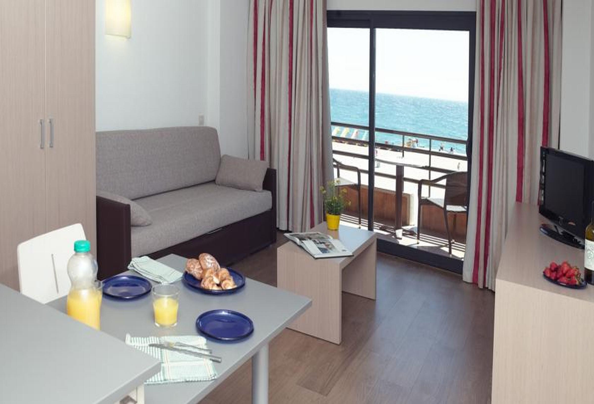Almirall Apartaments