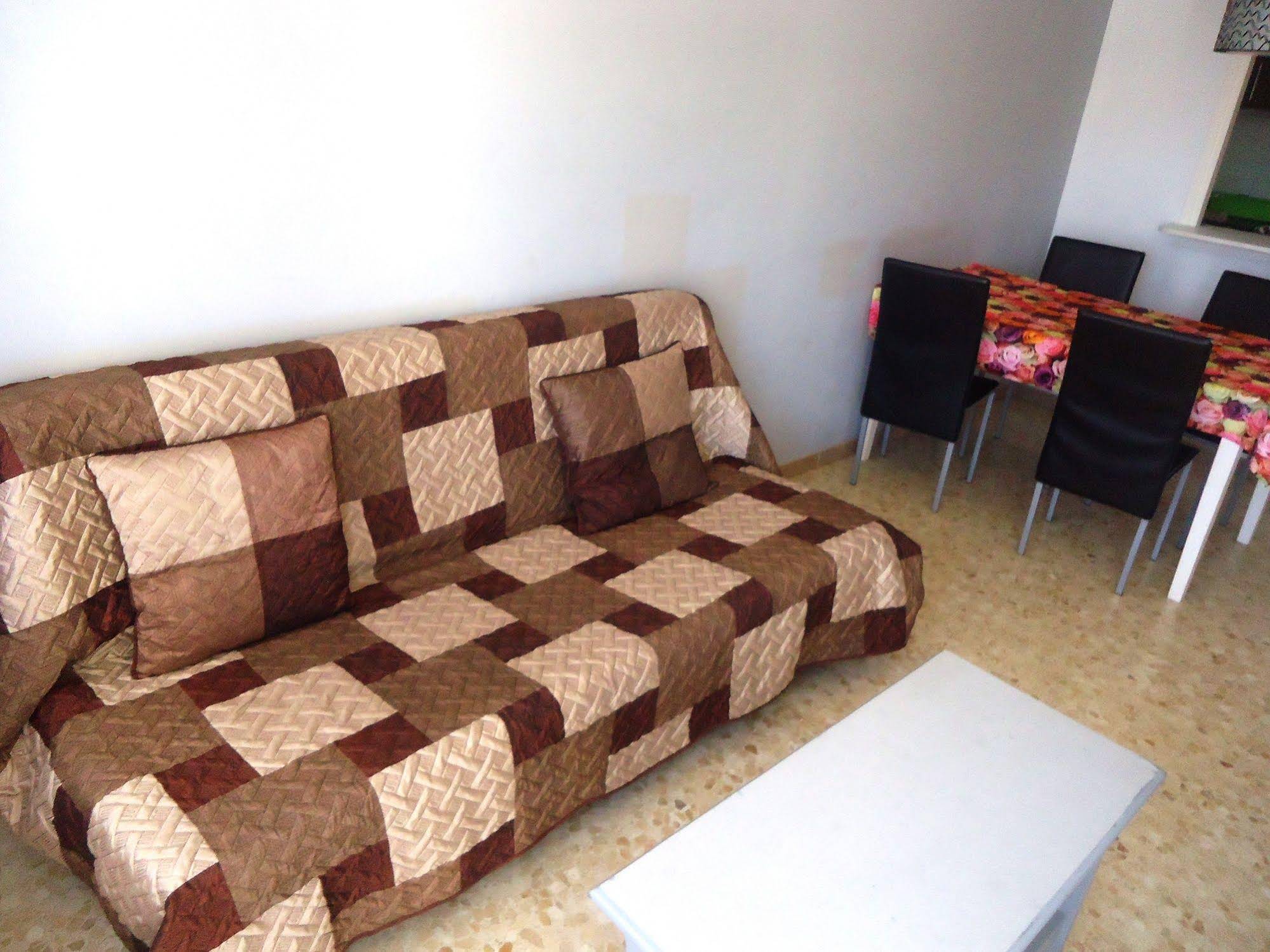 Apartamentos Antillas Fenals