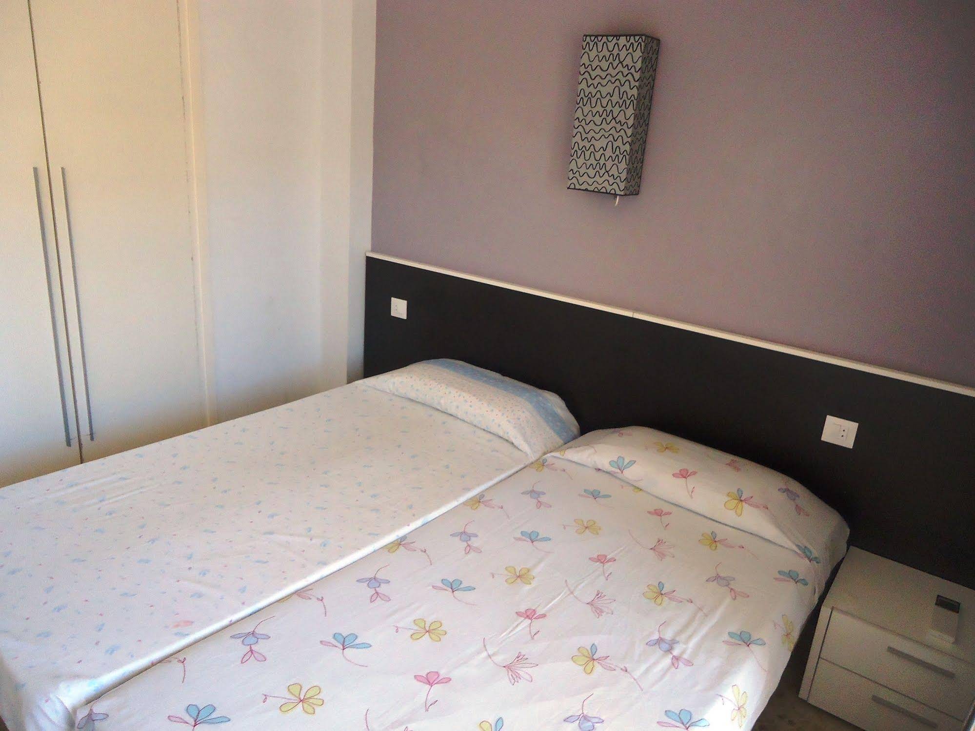 Apartamentos Antillas Fenals