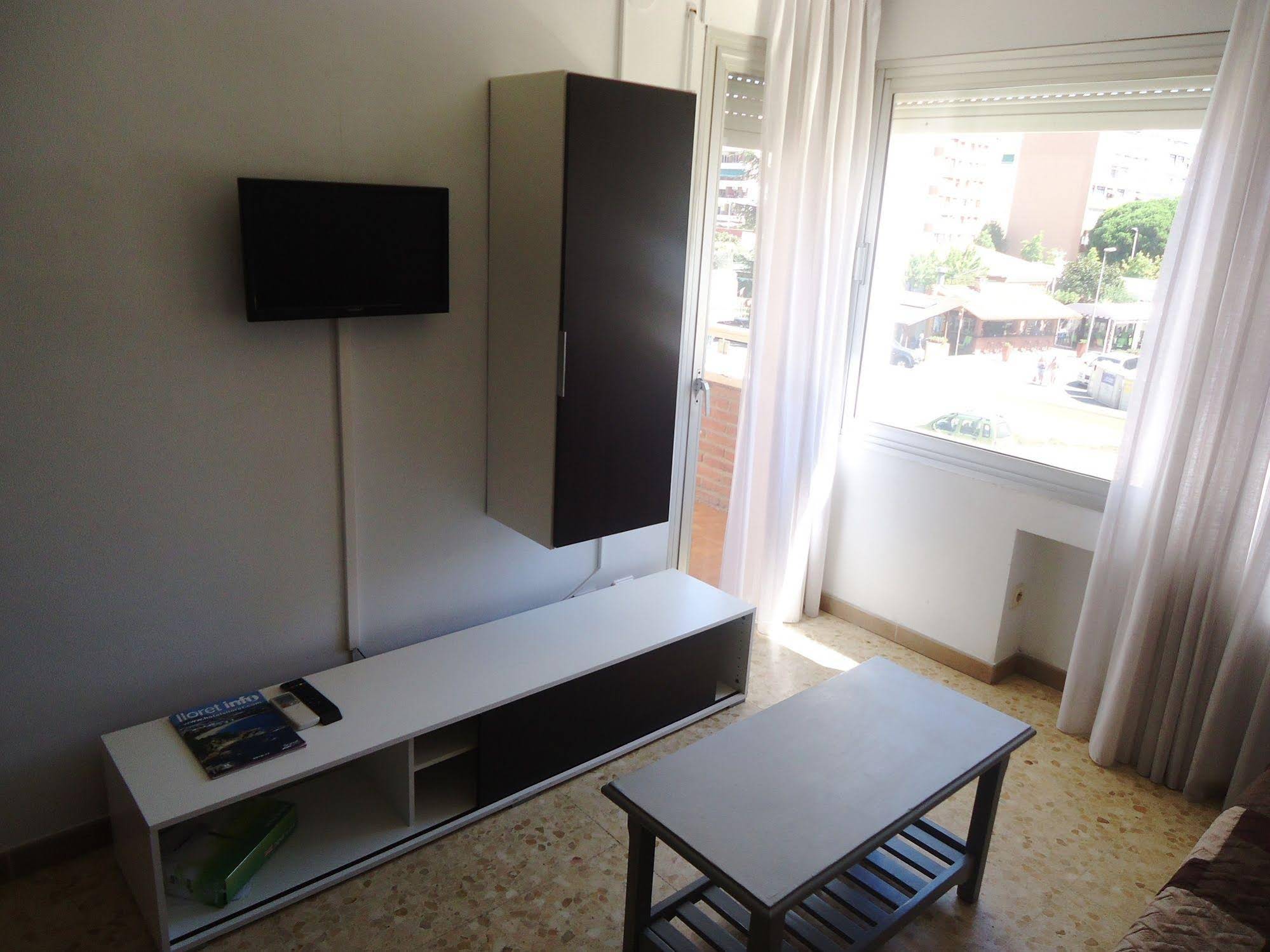 Apartamentos Antillas Fenals
