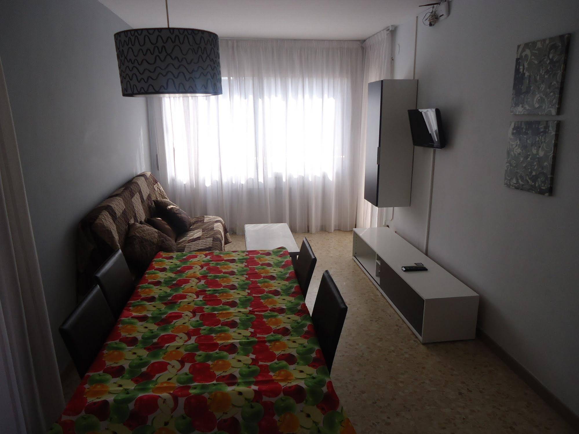 Apartamentos Antillas Fenals