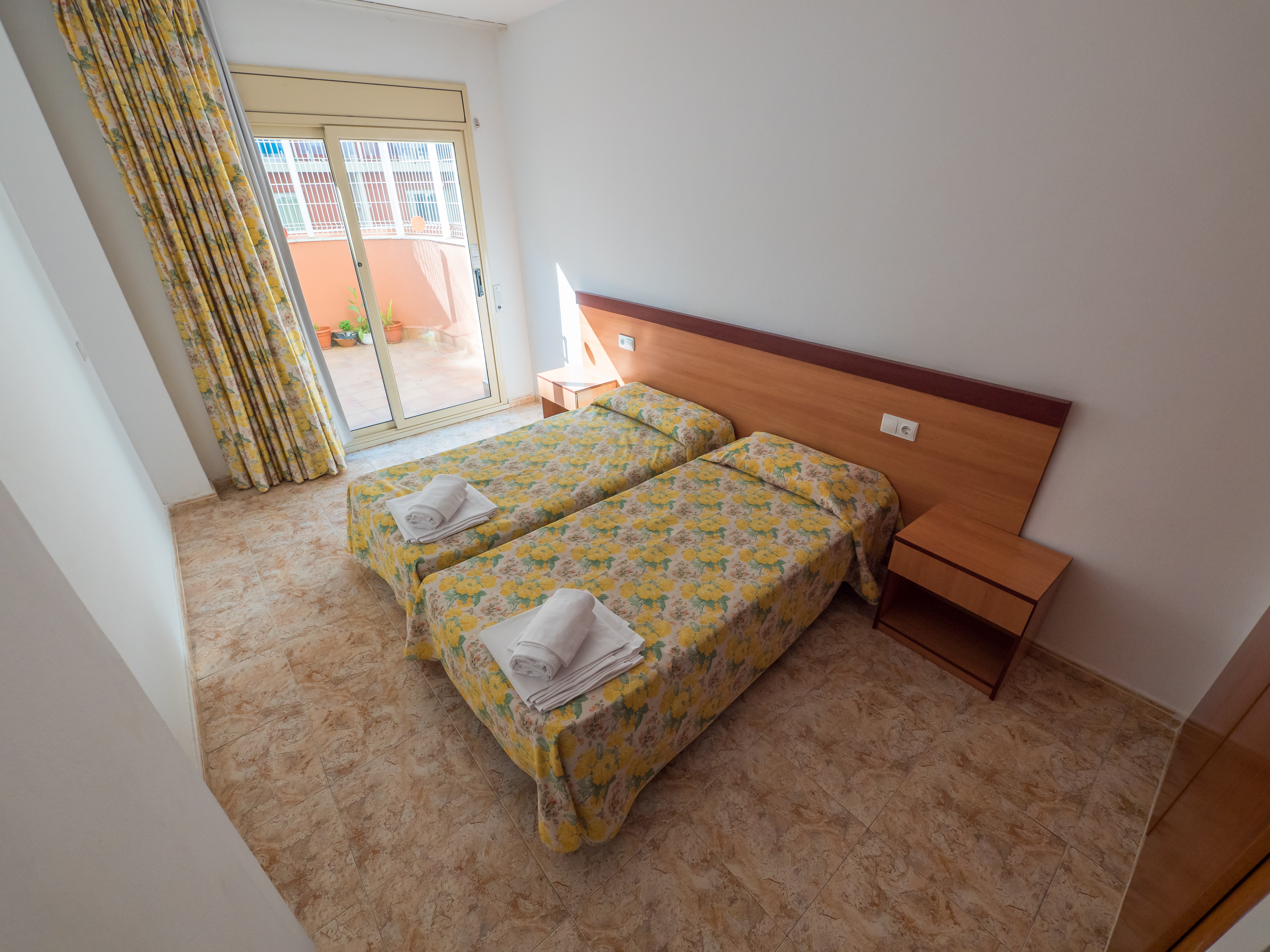 Apartamentos AR Santa Anna II