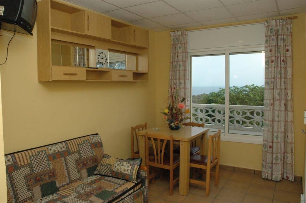 Apartamentos Famara