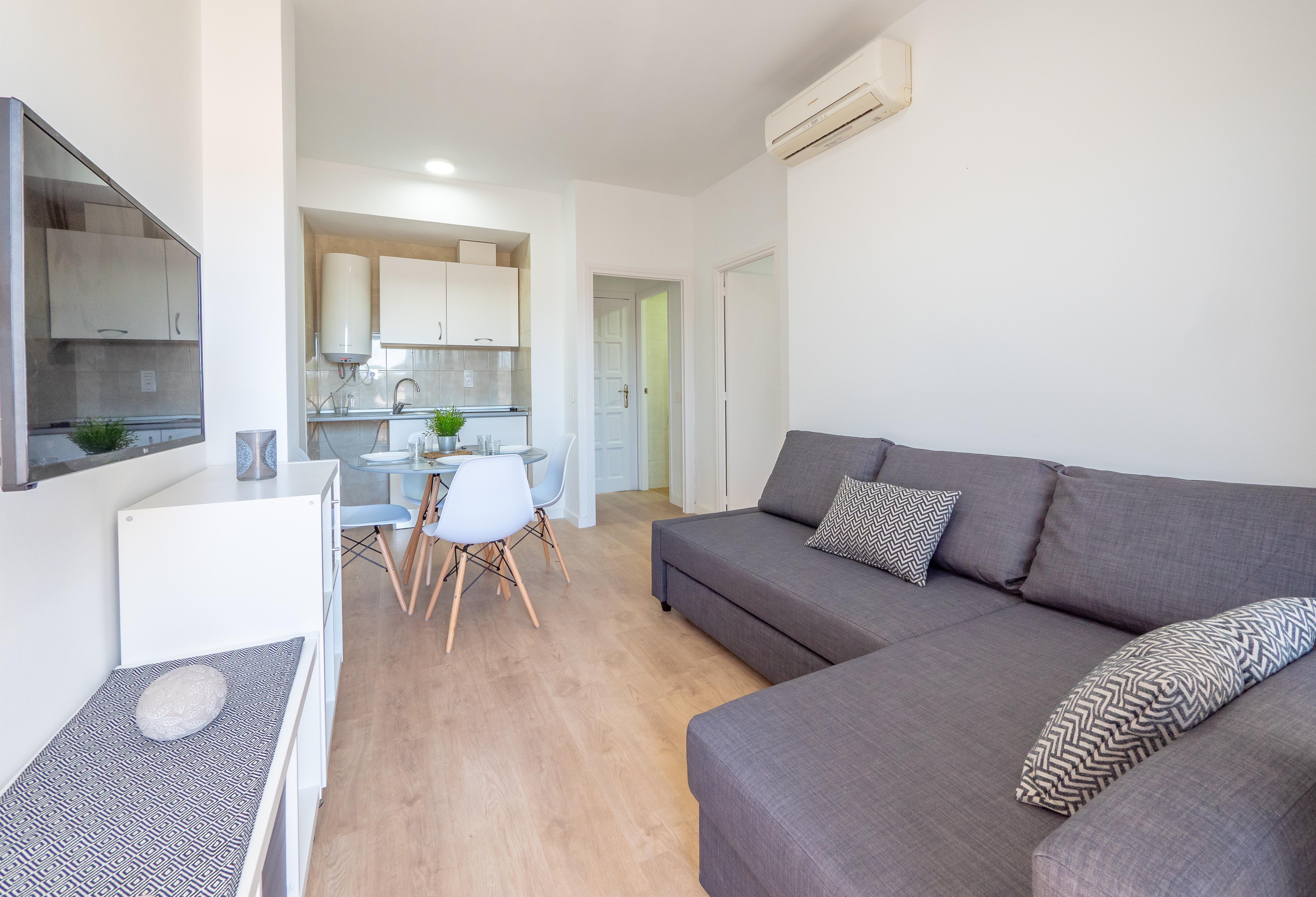 AR Melrose Place Apartments