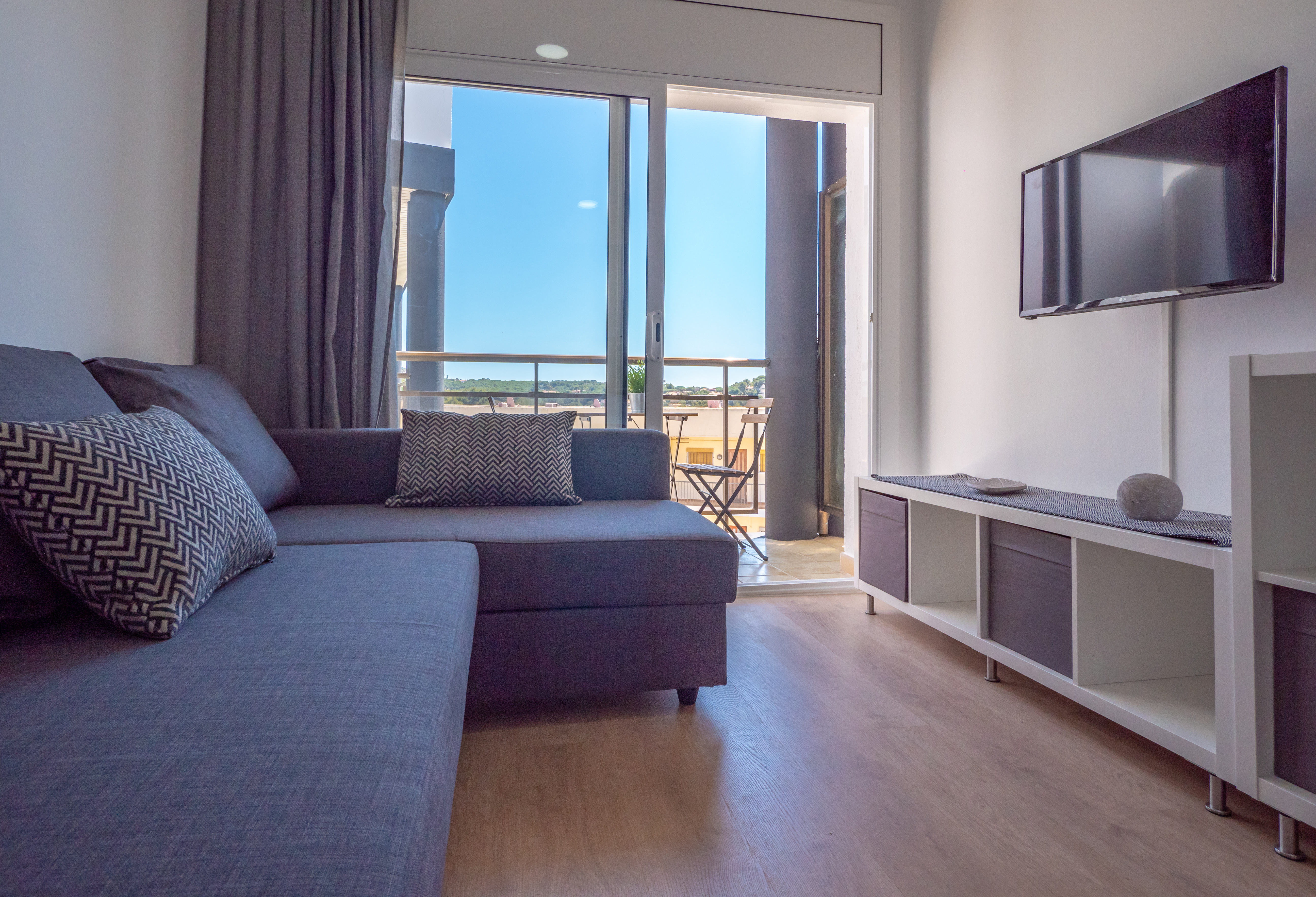 AR Melrose Place Apartments