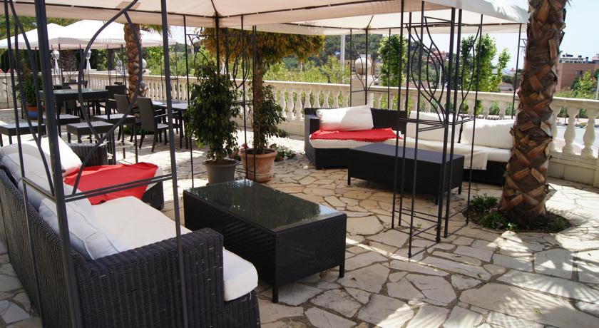 Hotel Bonsol