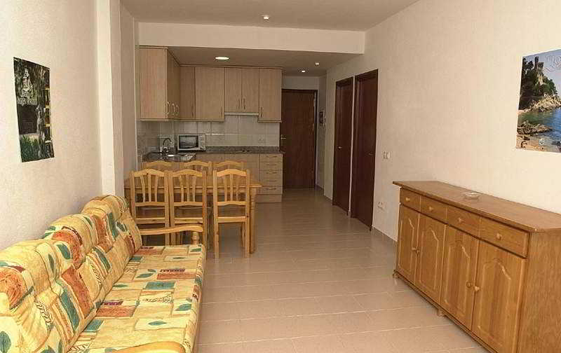 Apartaments Ar Dosjoimi