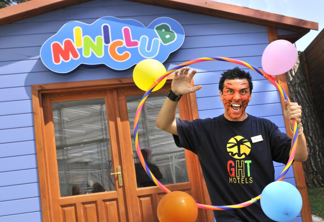 Hotel GHT Oasis Park & SPA