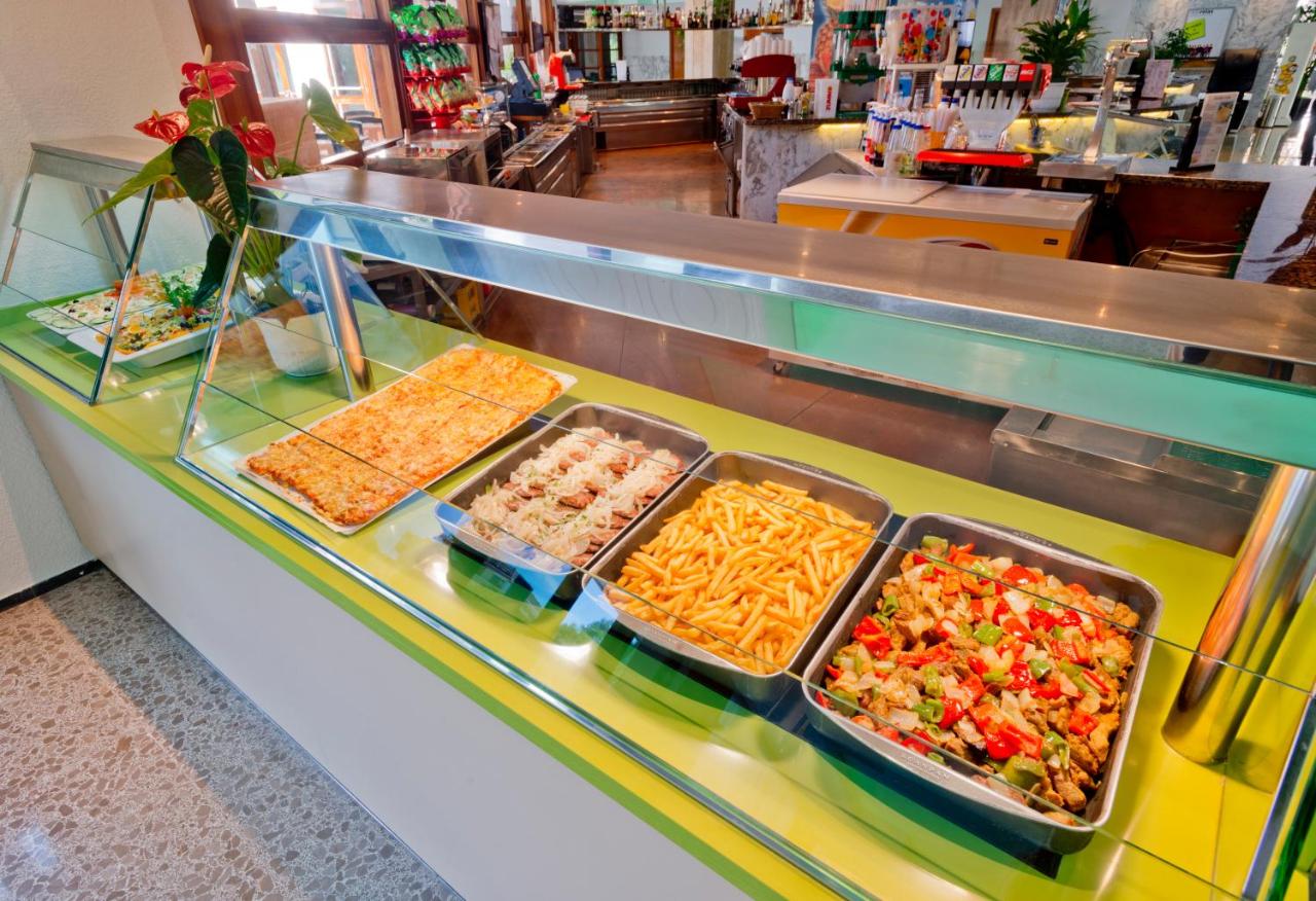 Hotel GHT Oasis Park & SPA