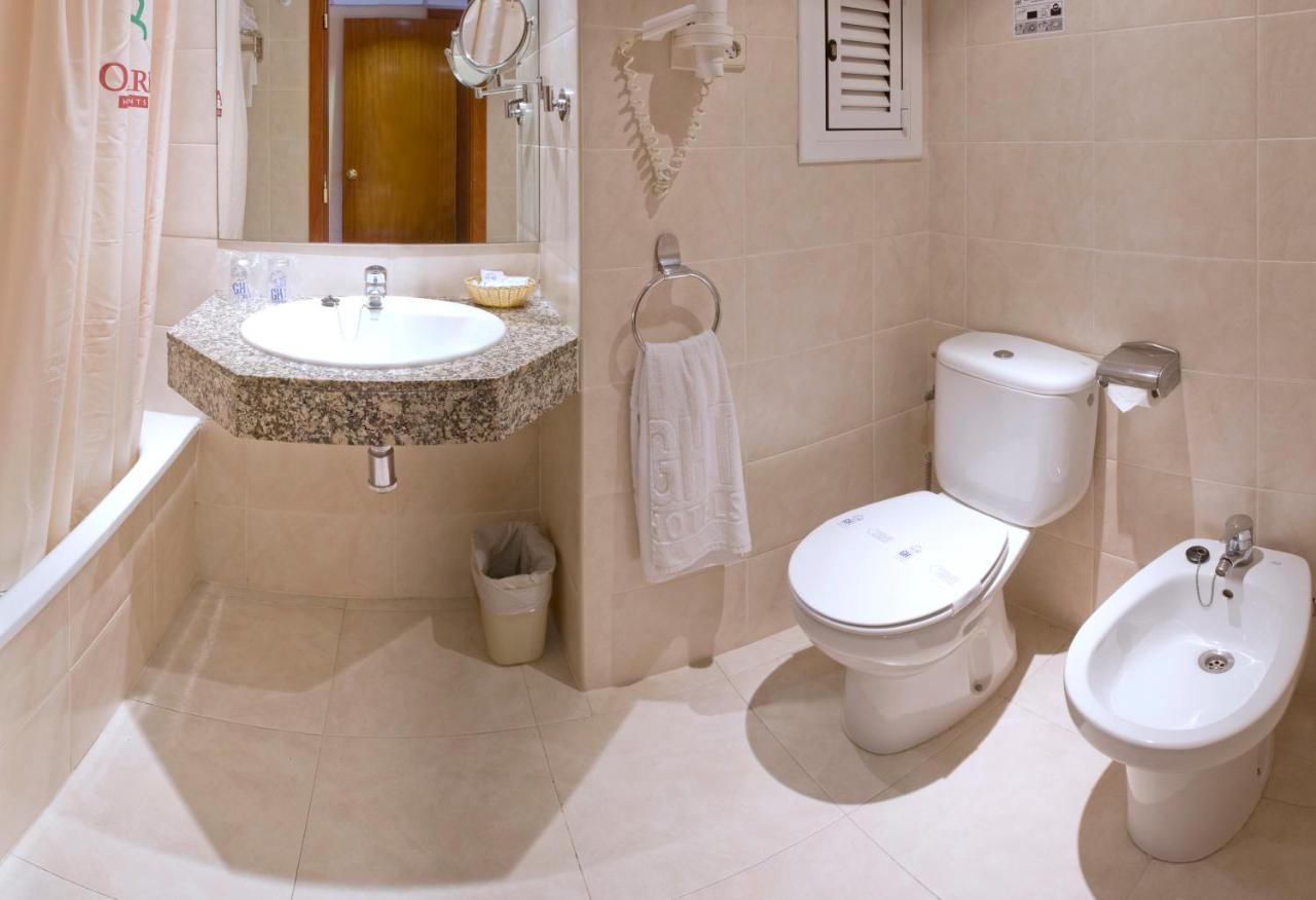 Hotel GHT Oasis Park & SPA