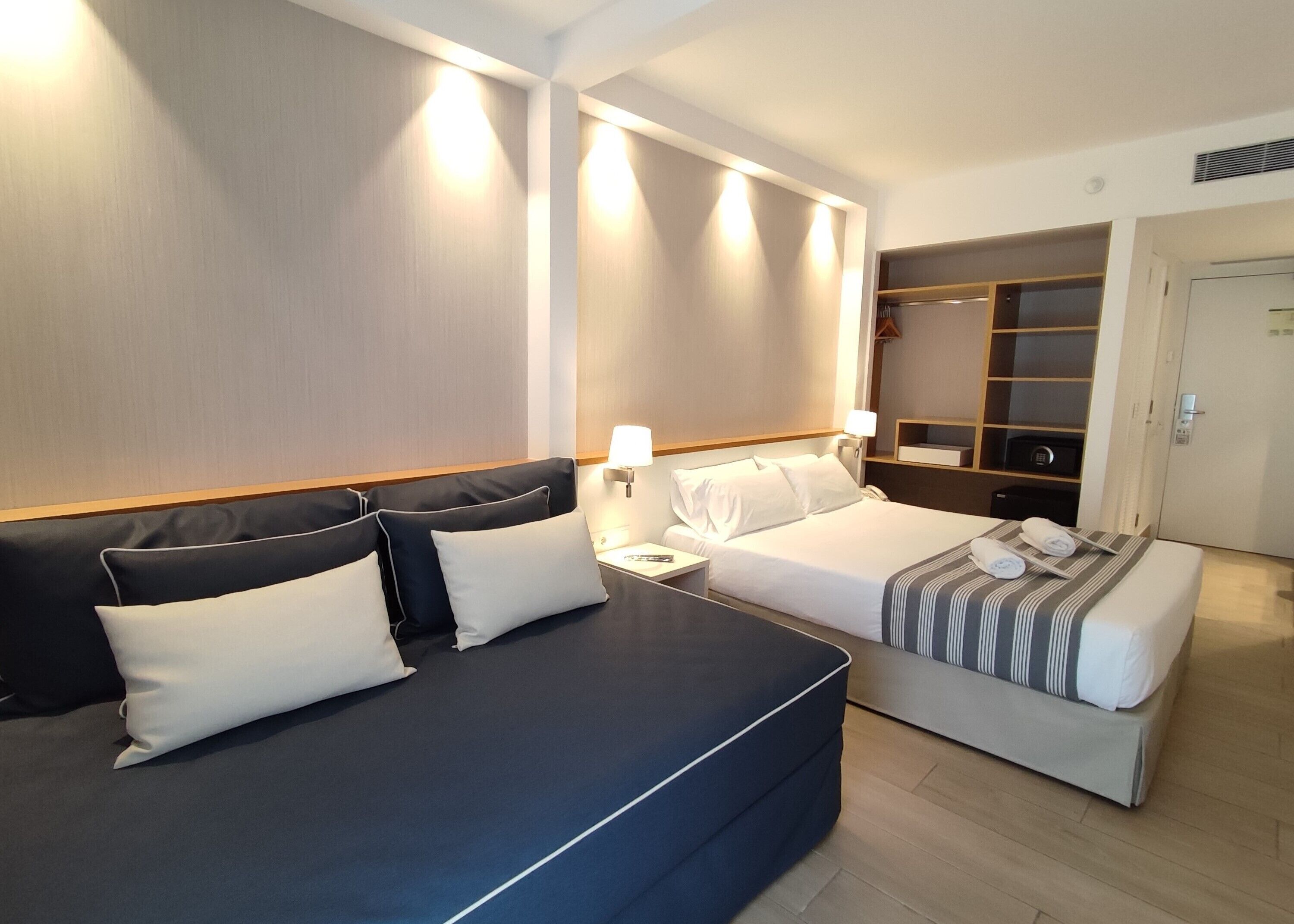 Hotel Rosamar Es Blau Adults Only +21
