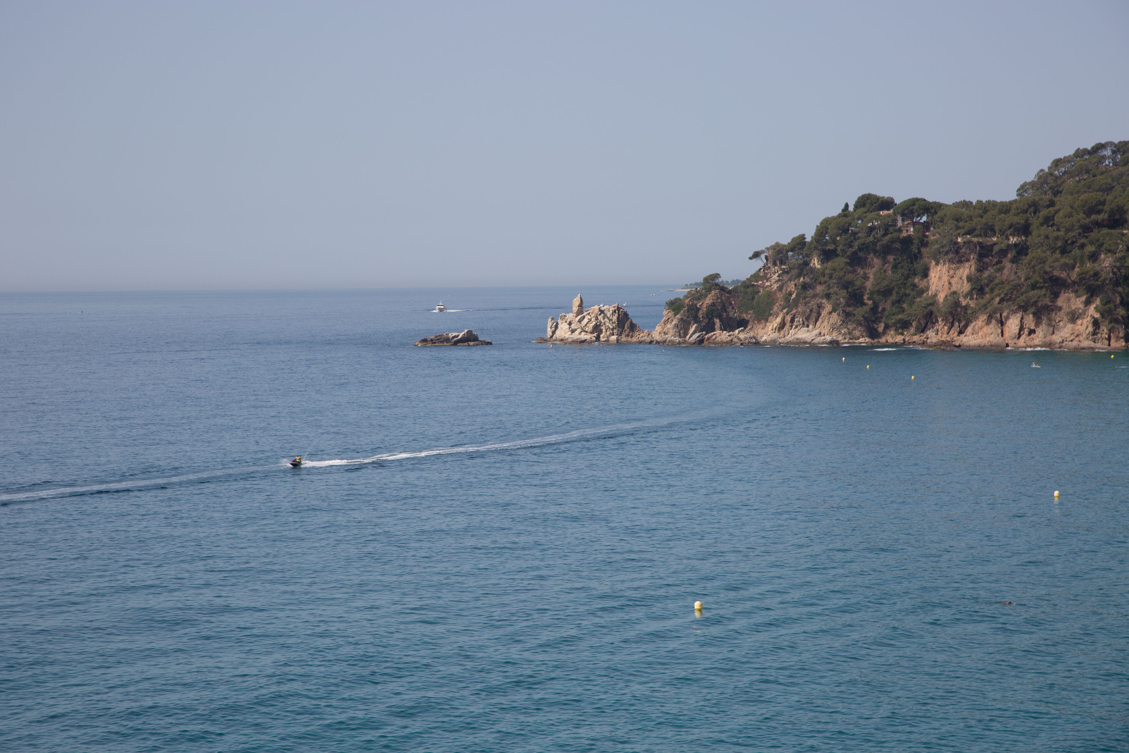 L'Azure Hotel