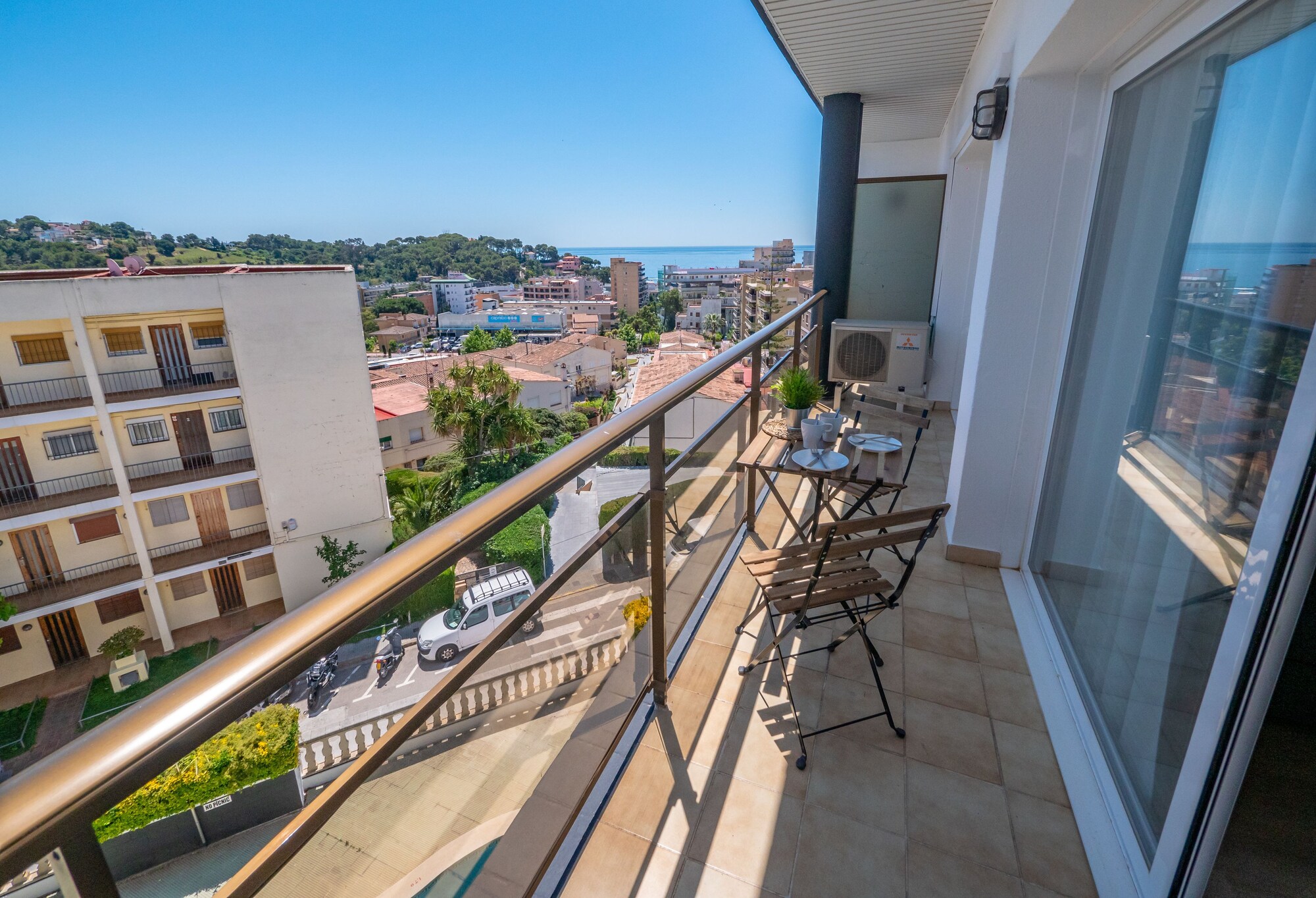 AR Melrose Place Apartments