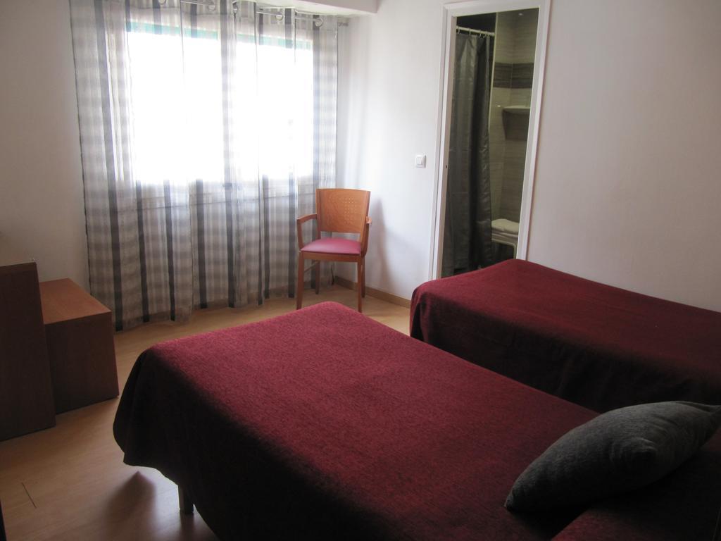 Hostal y Apartamento Molí de Mar