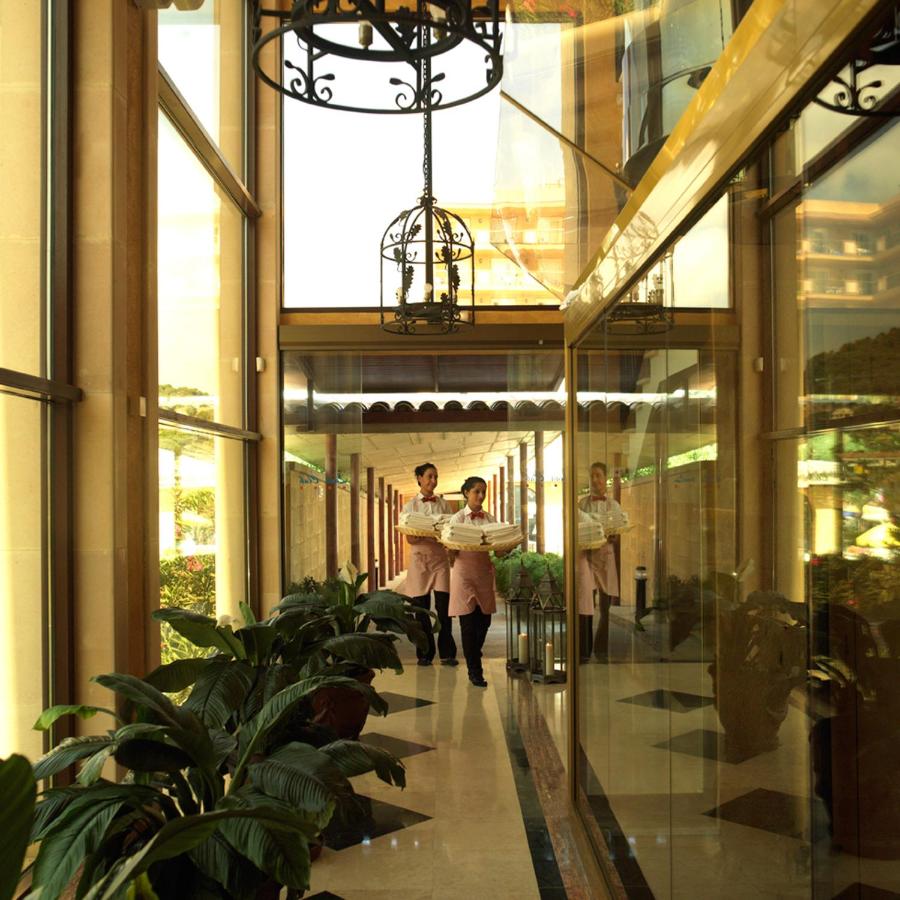 Luna Park Yoga & Spa Hotel