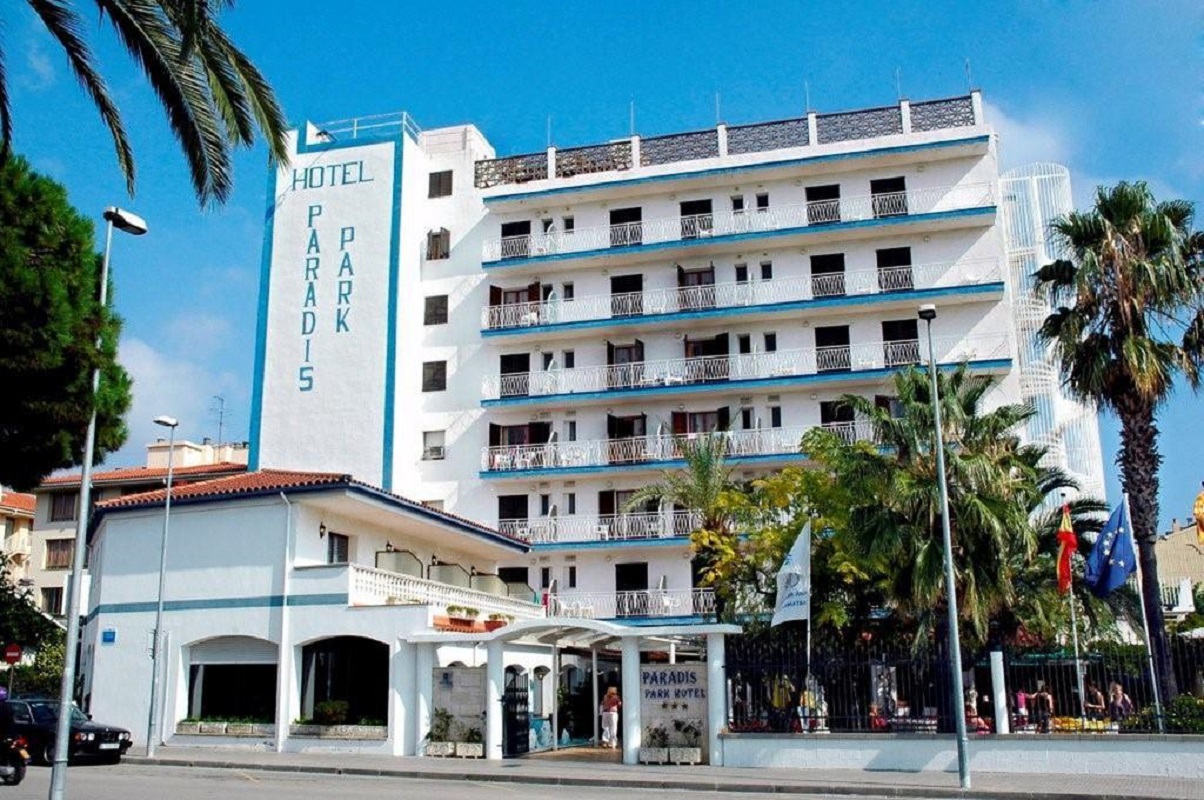 Royal Beach Apartments