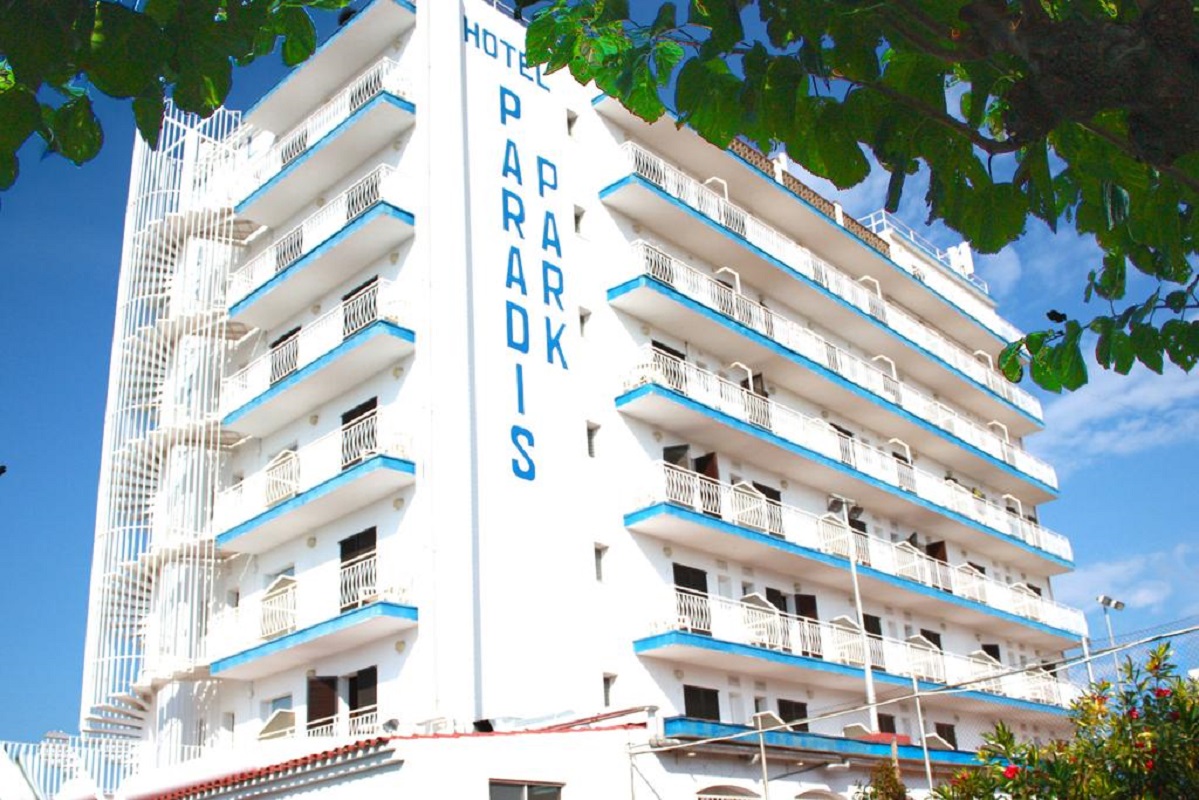 Royal Beach Apartments