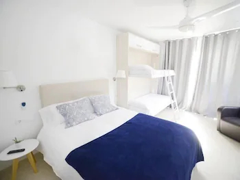Art Villa S'agaro Guest House