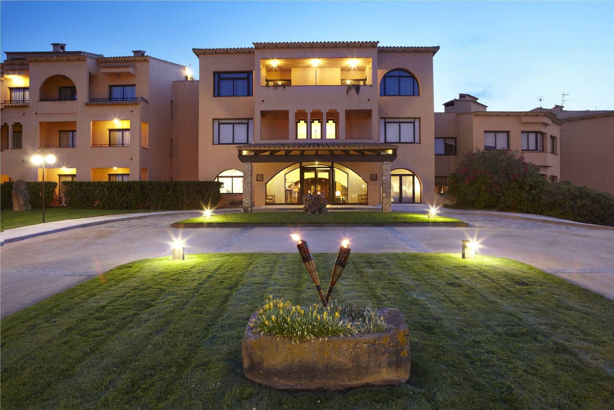 La Costa Beach & Golf Resort