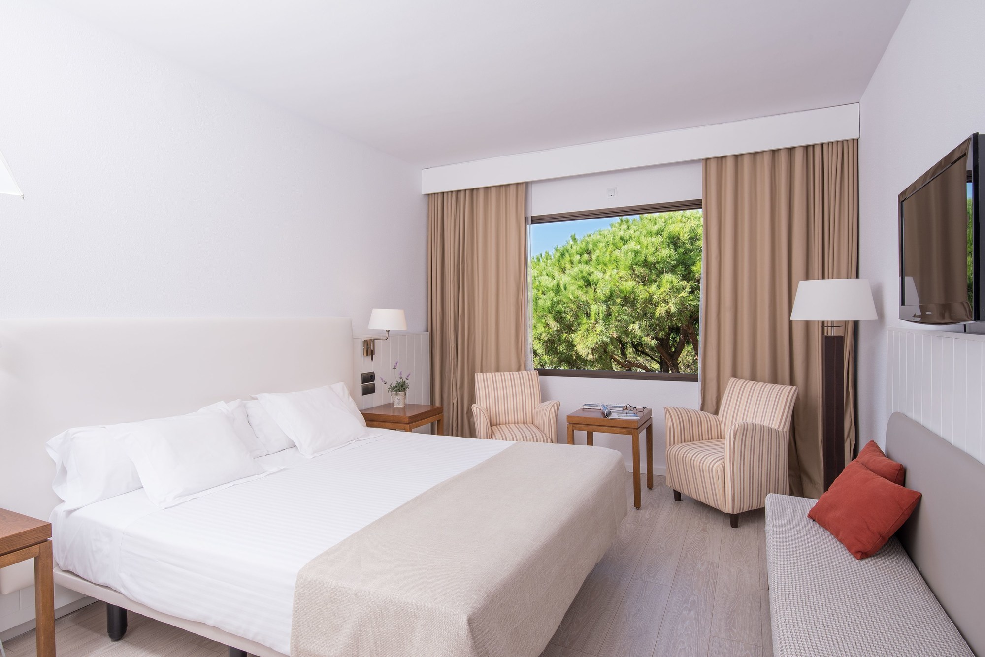 La Costa Beach & Golf Resort