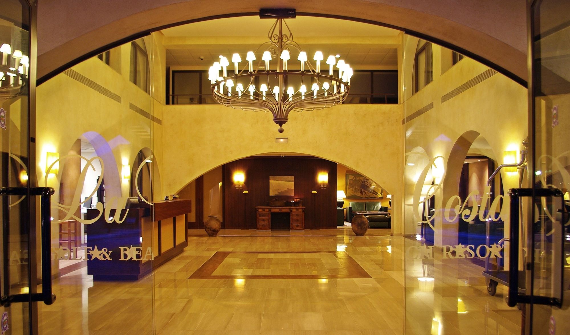 La Costa Beach & Golf Resort