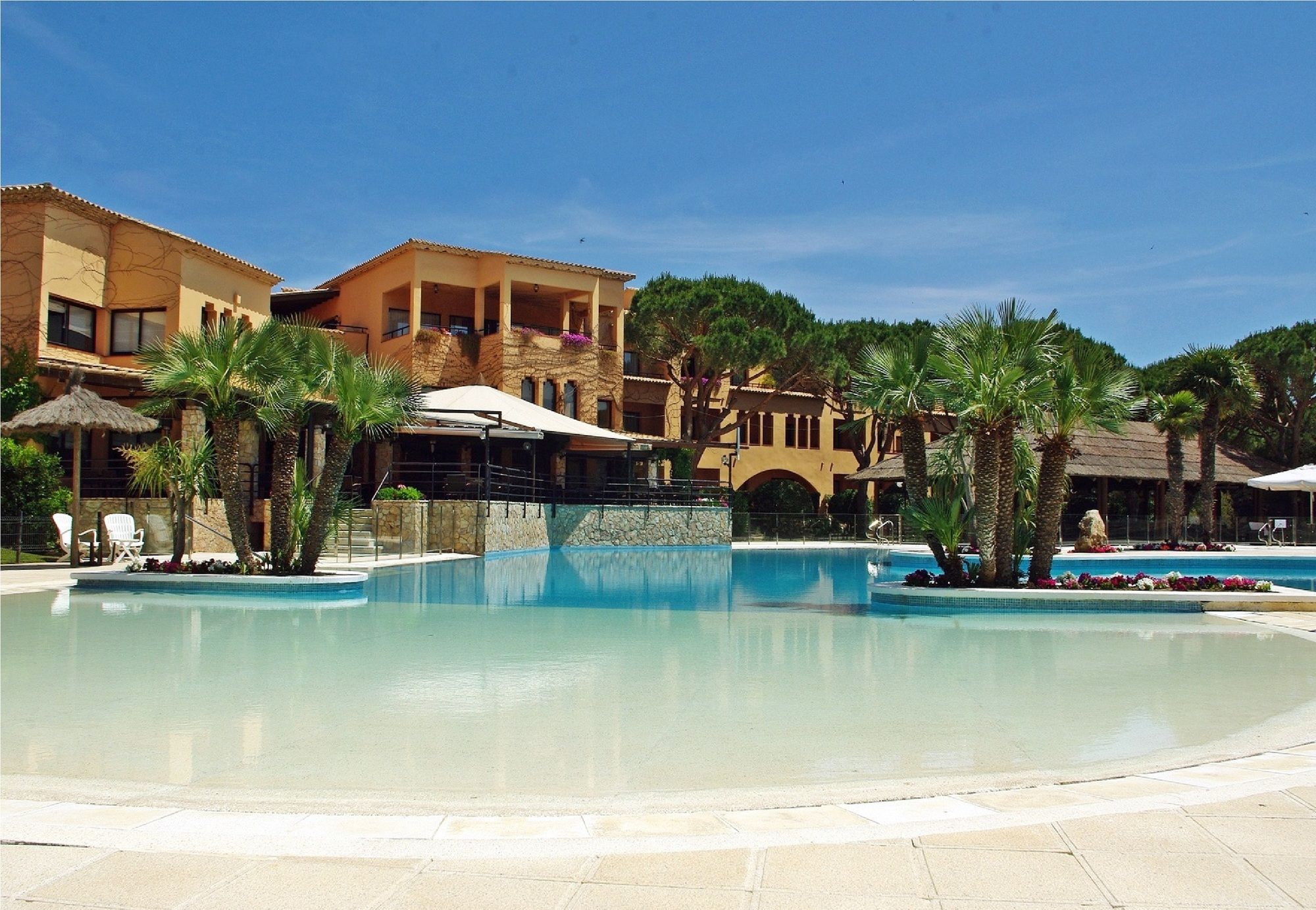 La Costa Beach & Golf Resort