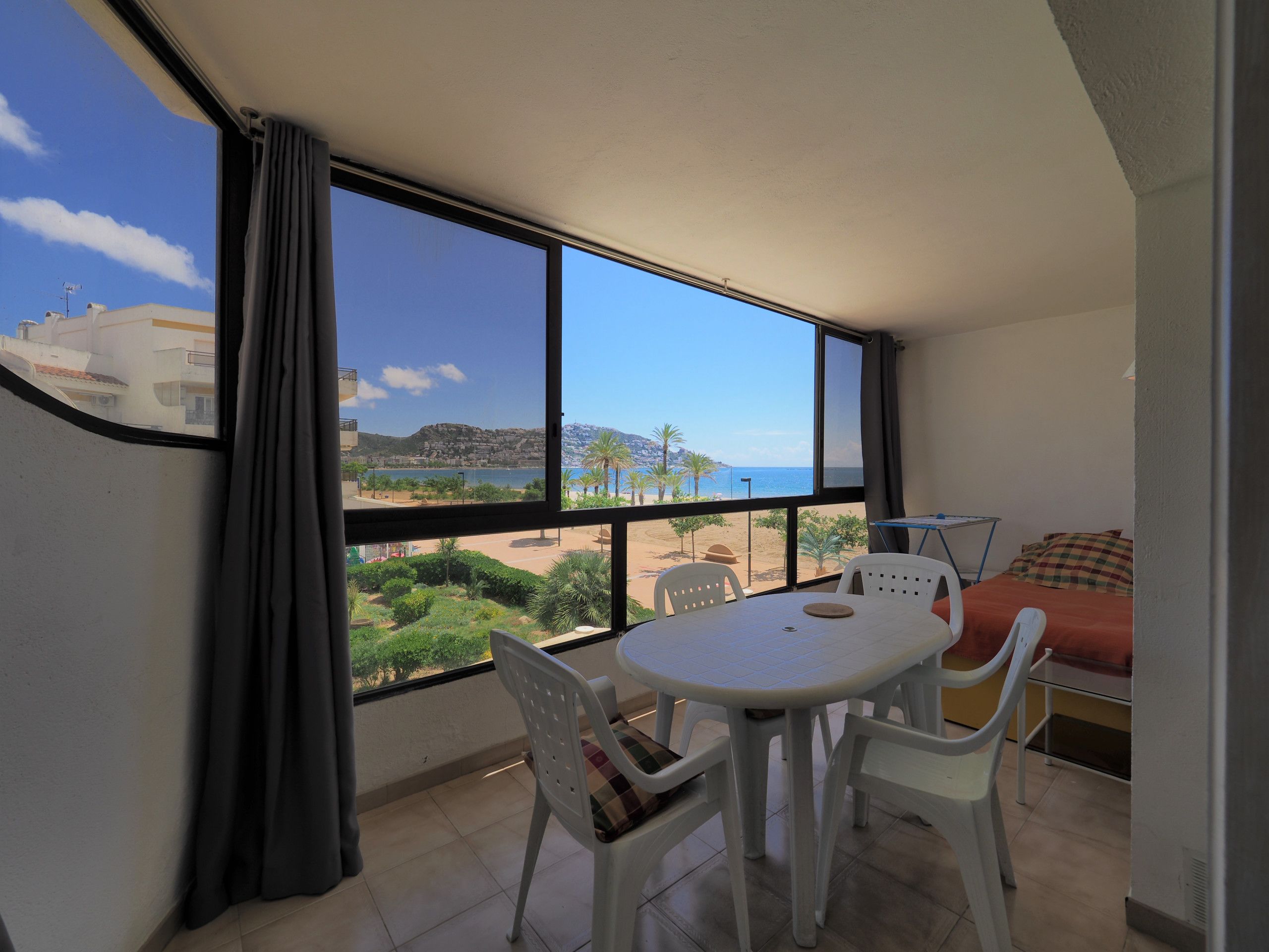 Apartaments Oasis by InmoSantos Apartaments Oasis by InmoSantos
