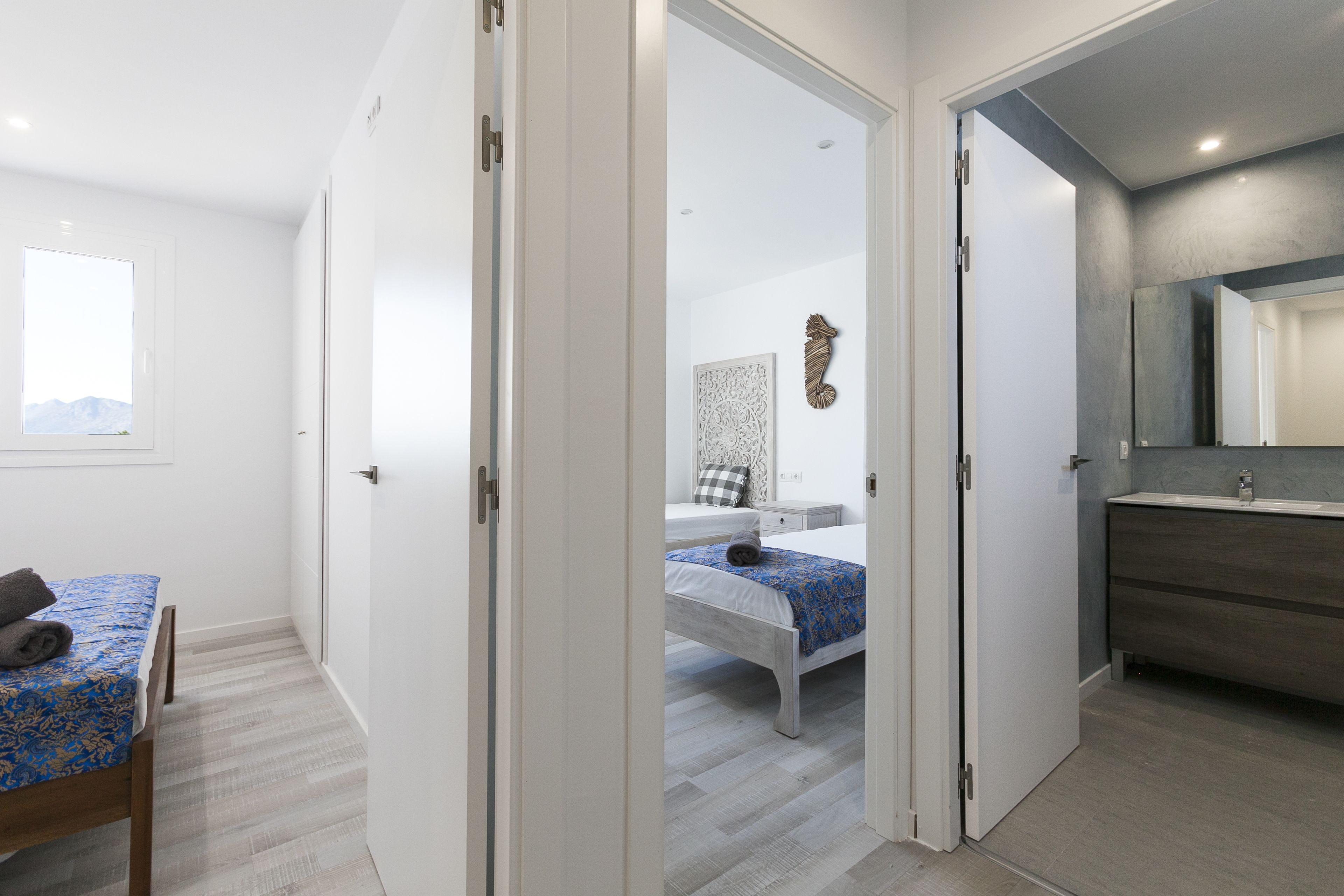 Vista Roses Mar - Villas Batik