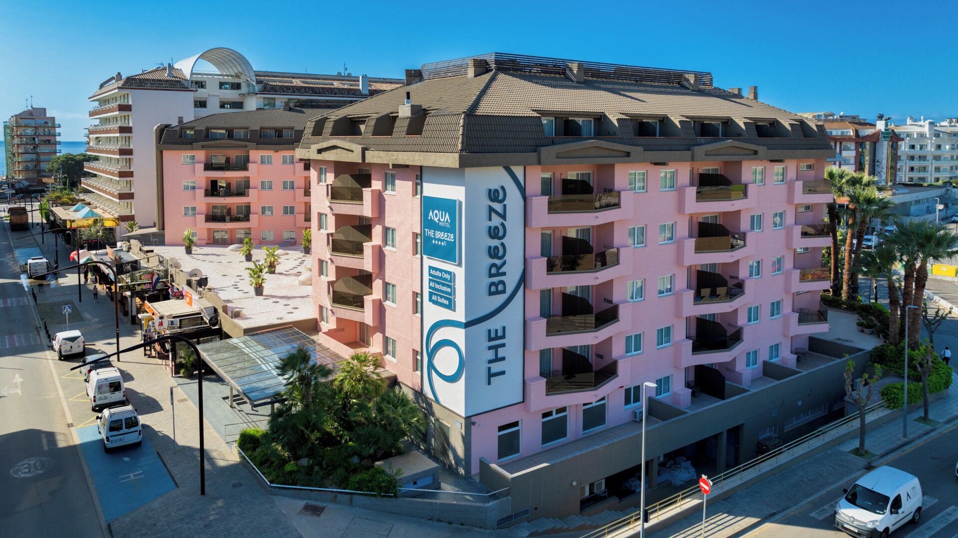 AQUA Hotel The Breeze & Spa